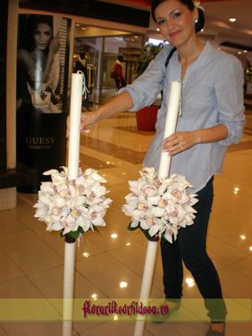 Lumanari de nunta din cale albe si orhidee phalaenopsis albe