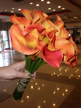 Buchet de mireasa din cale cognac