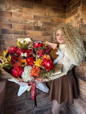 Buchet ”AlexandraArt” - Trandafiri si Hortensie