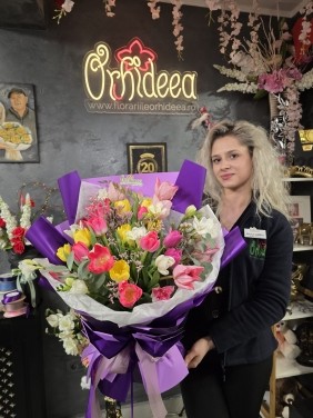 Buchet ”Aura” - Lalele si frezii multicolore