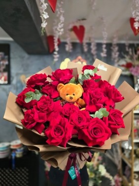 Buchet ”Carla” - Trandafiri Rosii FERICITI