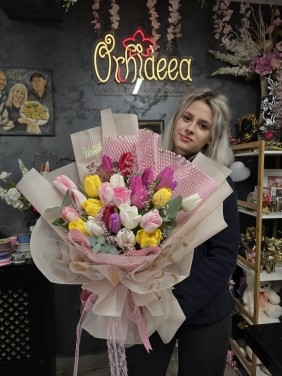 Buchet ”Carolina” - Lalele multicolore