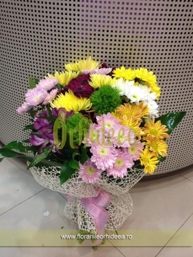 Buchet de crizanteme multicolor