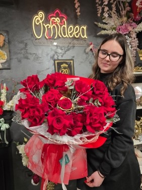 Buchet ”Edana” - Trandafiri rosii Fericiti XXL