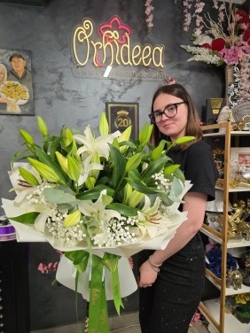 Buchet ”Oksana” - Crini Imperiali Albi