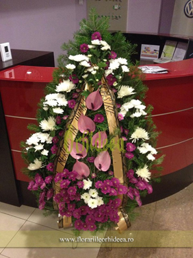 Coroana funerara - crizanteme si anthurium